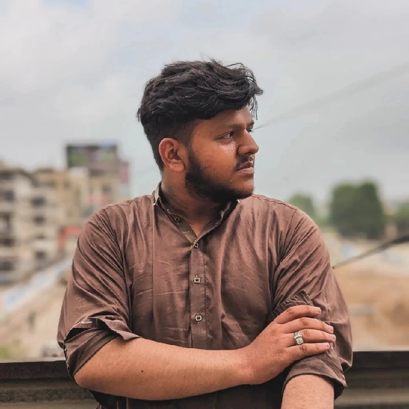 Anas P.